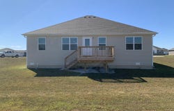 1325 W Kay Street, Bolivar, MO 65613