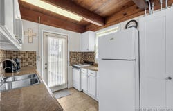 4421 Lower Prairie Hollow Road, Roach, MO 65787