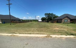 108 Post Oak Lane, Callisburg, TX 76240