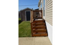 24660 Canyon Circle, Flat Rock, MI 48134