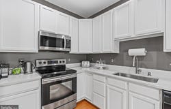 18495 SIERRA SPRINGS Square, LEESBURG, VA 20176