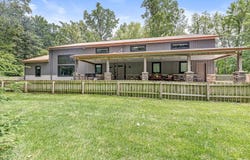 21095 Kern Road, South Bend, IN 46614