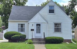 711 2nd Street SW, Mason City, IA 50401