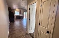 374 NURSERY Ct, Eugene, OR 97402