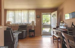 203 RIDLEY AVE, FOLSOM, PA 19033