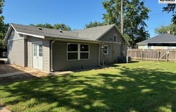 417 E Anna St, McPherson, KS 67460