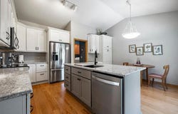 14425 Freesia Way, Apple Valley, MN 55124