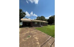 124 Garden View Dr., SENATOBIA, MS 38668