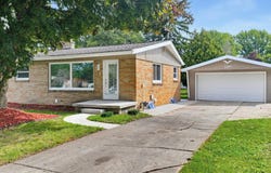3285 Bertha Drive, Saginaw, MI 48601