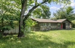 112 Cedar Crest Drive, Clinton, AR 72031