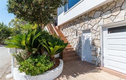 2931 Graceland Way, Glendale, CA 91206