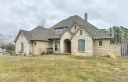 600 N Henney Road, Choctaw, OK 73020