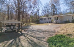 310 Najobe Point Road, Clarksville, VA 23927