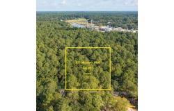 527 Mouzons Bluff, McClellanville, SC 29458