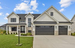 9770 Dunegrass Way, St. John, IN 46373
