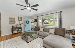 21 Cario Dr, N Franklin Twp, PA 15301