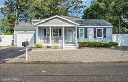 461 Commodore Drive, Forked River, NJ 08731