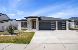 2377 Maggio Loop, Richland, WA 99352