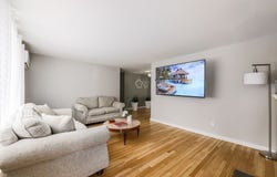 12 Lilian Rd Ext, Framingham, MA 01701