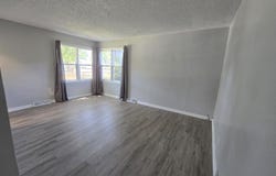 24 Huber Boulevard, Hobart, IN 46342