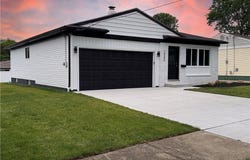 14206 Holland Road, Brook Park, OH 44142