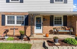 1019 Clearview Drive, Flushing, MI 48433