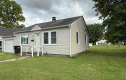 217 W Broadway Street, Shelburn, IN 47879