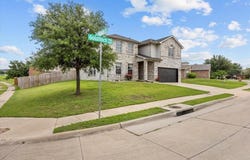 5712 Goldfinch Way, Dallas, TX 75249