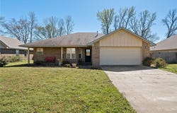 437 Riley Drive, Alma, AR 72921