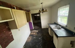 907 Central Avenue, Gary, IN 46407