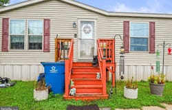 103 RUSTIQUE Drive, YORK, PA 17408