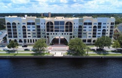 225 W SEMINOLE BOULEVARD, SANFORD, FL 32771