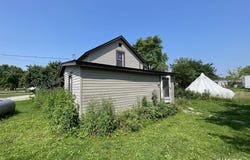 407 Madison Street, Kane, IL 62054