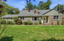 712 East Road, Scituate, RI 02857