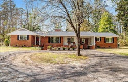 1704 Cypress Drive, Henderson, NC 27536