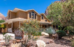 29 CANYON VIEW Dr, Springdale, UT 84767