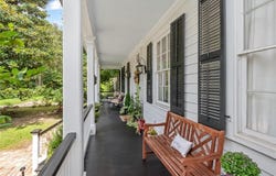 2009 Old Shell Road, Mobile, AL 36607