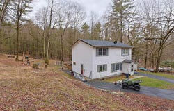 68 Kennel Road, Cuddebackville, NY 12729