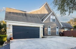 211 Bentwood Dr, Spring Branch, TX 78070