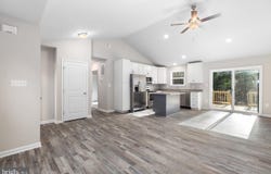 916 LAKEVIEW DR, COLONIAL BEACH, VA 22443