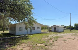 913 N Rice, Hamilton, TX 76531