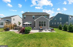 2042 MORGAN CREEK DRIVE, QUAKERTOWN, PA 18951