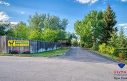 640 12th St W, Gillette, WY 82716
