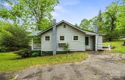 220 W College Street, Black Mountain, NC 28711