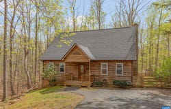3 HAWKS PL, PALMYRA, VA 22963