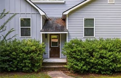 5825 Stonehaven Drive NW, Kennesaw, GA 30152