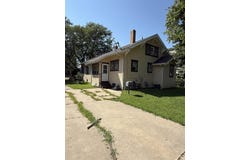527 College Avenue, Storm Lake, IA 50588
