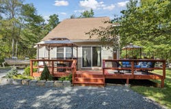 1213 Coyote Court, Long Pond, PA 18334