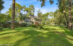 1130 NATURES HAMMOCK Road N, St. Johns, FL 32259
