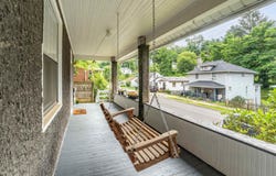 913 Ridgeway Avenue, Morgantown, WV 26505